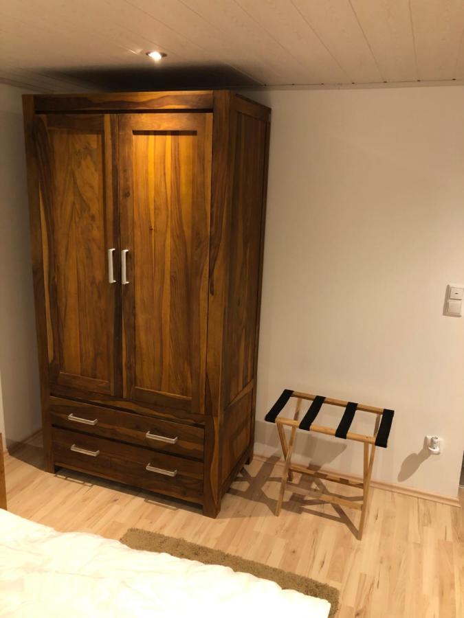 Ferienwohnung Loft mit 2 Schlafzimmern und E- Ladestation Fürth Exterior foto