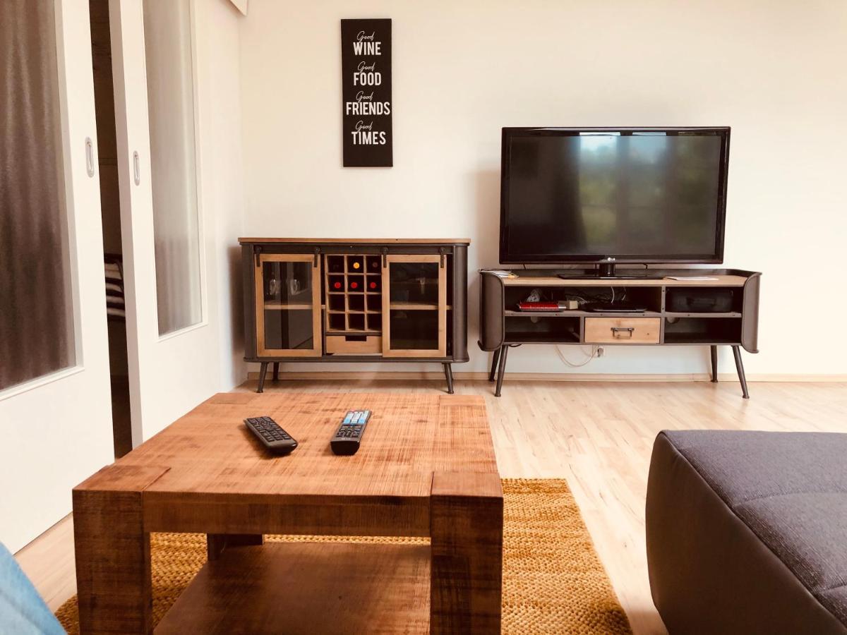 Ferienwohnung Loft mit 2 Schlafzimmern und E- Ladestation Fürth Exterior foto
