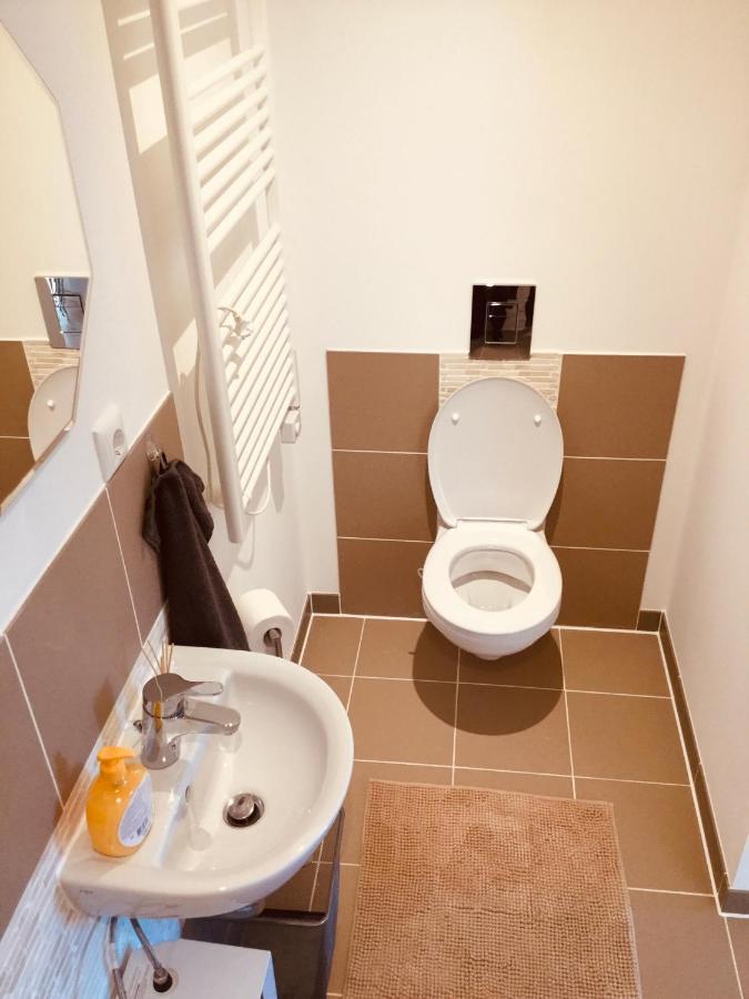 Ferienwohnung Loft mit 2 Schlafzimmern und E- Ladestation Fürth Exterior foto